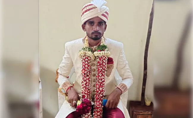 Newly Married Man Deceased In Doultabad, Siddipet - Sakshi