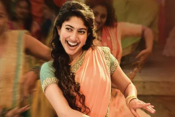 Sai Pallavi Saranga Dariya Song Collects 50 Million Views On Youtube - Sakshi