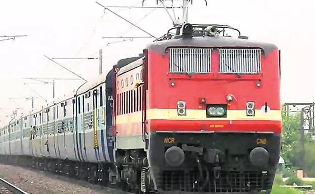 Secunderabad Sirpur Kagaznagar Train: Bhagyanagar Express Resumed From April 1 - Sakshi