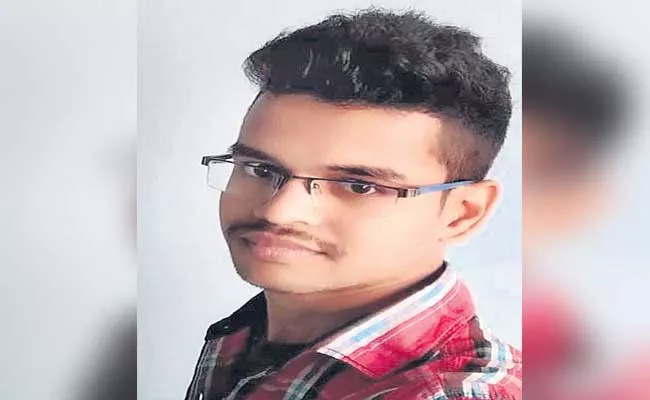 Degree Student Committed Suicide For Financial Issues In Hyderabad - Sakshi