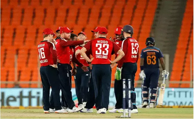 England Fined For Slow Over Rate In Fourth T20 - Sakshi