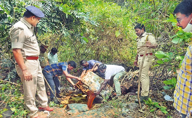 Special Enforcement Bureau Destroys Natu Sara Dens In AP - Sakshi