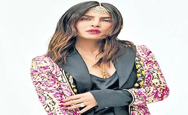 Priyanka Chopra Says She Is Aware Of Islam As Father Sang In Mosque - Sakshi