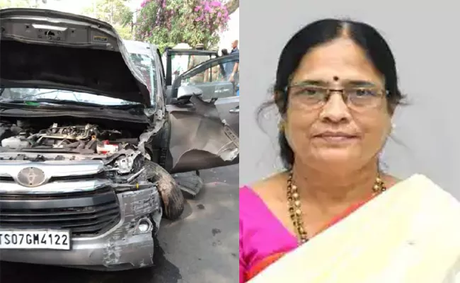 TRS MLC Vani Devi Car Met Accident At Assembly Gate No 8 - Sakshi