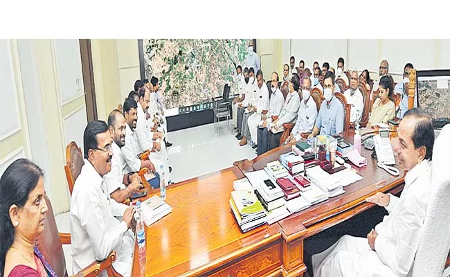 CM KCR Review Meeting Irrigation Officials - Sakshi