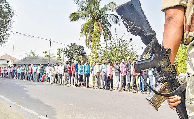 Polling for first phase ends in Assam and West Bengal Assembly Elections - Sakshi