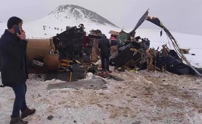 Turkey Army Helicopter Crashed 11 People Assassinated - Sakshi