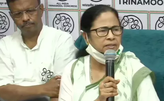  TMC chief Mamata Banerjee announces candidates - Sakshi