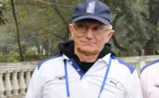  Athletics coach Nikolai Snesarev found dead at NIS Patiala - Sakshi