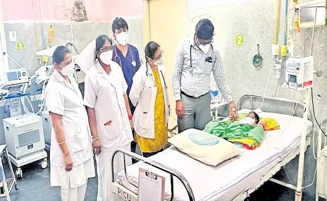 Gandhi Hospital Staff Take Care About Corona Positive Children - Sakshi