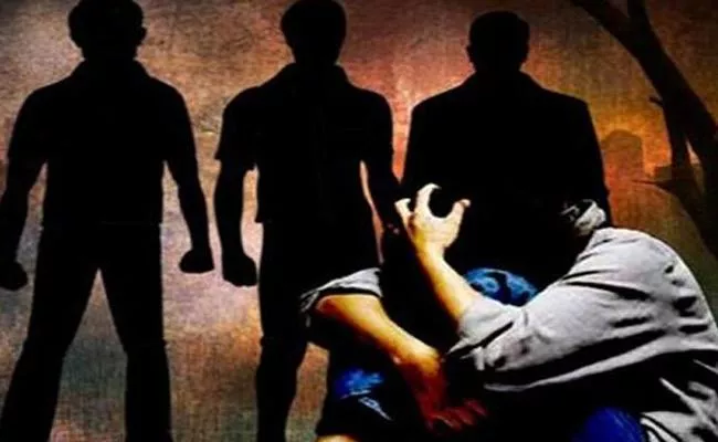 Minors Molested 13 Year Old Boy in UP Aligarh - Sakshi