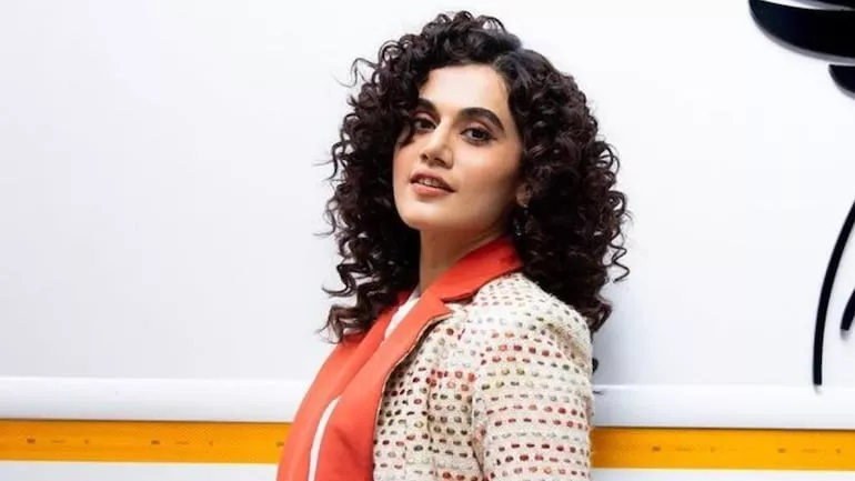 Taapsee Pannu Breaks Silence on Income Tax Raids - Sakshi