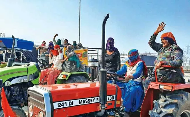 Women to take centre stage at farmers protest sites at Delhi other borders - Sakshi