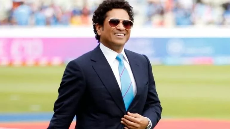 Sachin Tendulkar Pranks Medical Staff During Covid Test - Sakshi