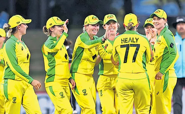 Australia Women Stretch Unbeaten Record - Sakshi