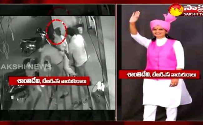 TRS Leader Shanti Devi Followers Attack Shop Owner In Begum Bazar