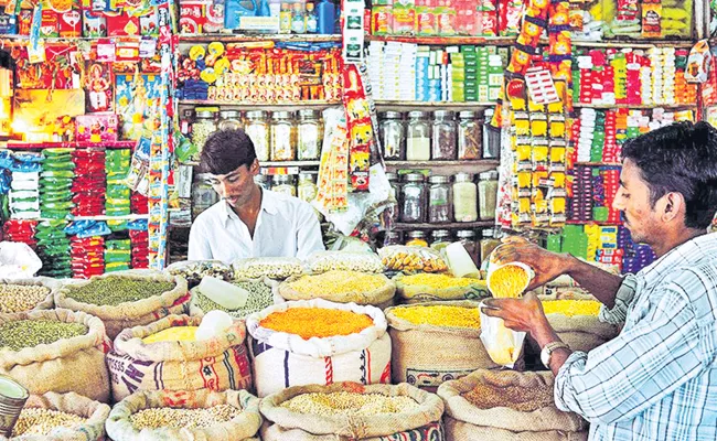 E Commerce Companies Attracting Grocery Shop Owners - Sakshi