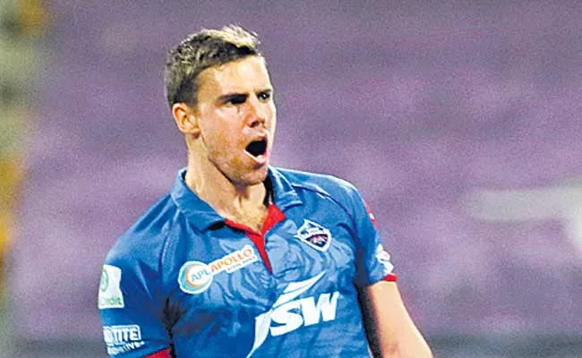 Delhi Capitals pacer Anrich Nortje tests positive for Covid-19 - Sakshi