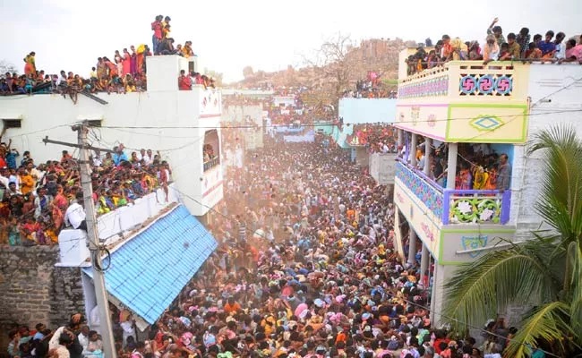 Pidakala Samaram Festival In Kairuppala - Sakshi