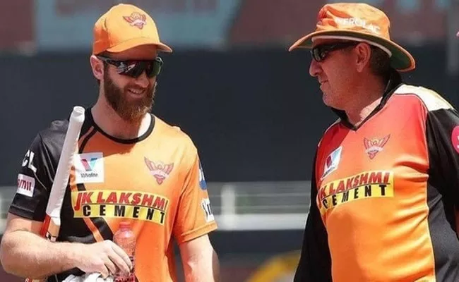 IPL 2021: SRH Coach Trevor Bayliss Gives Clarity On Kane Williamson Recovery - Sakshi