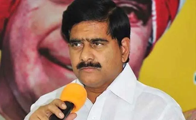 CID Notice To TDP Leader Devineni Uma - Sakshi