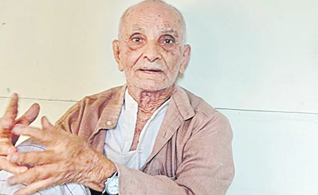 Sadasiva Rao Bapu Saheb Bosale Passes Away In 101 Old - Sakshi