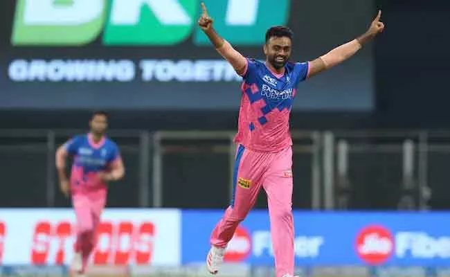 IPL 2021: Jaydev Unadkat Explains His Plan To Out Prithvi Shaw - Sakshi