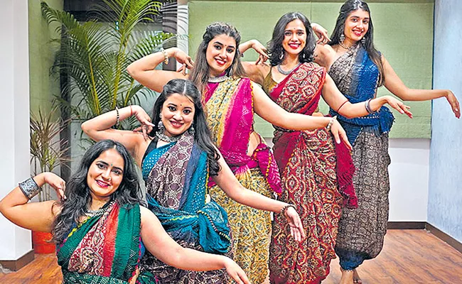 Fashion Story: Deshai Designs Very Trendy - Sakshi