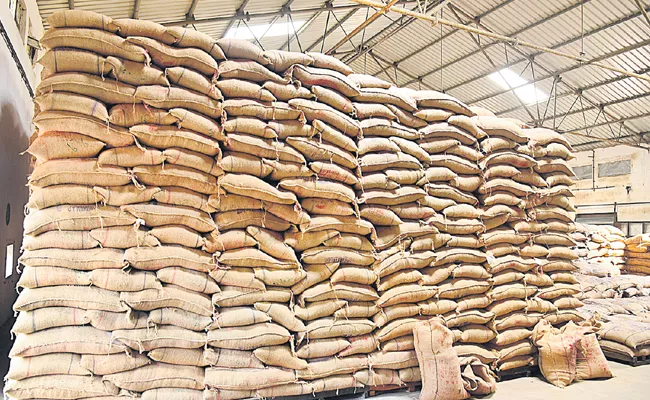 No Space In FCI Godowns: Filled With Rice - Sakshi