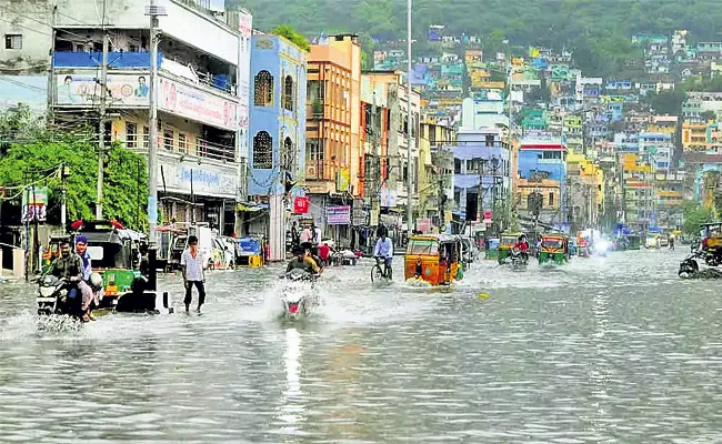 Two days of rain in coastal Andhra - Sakshi