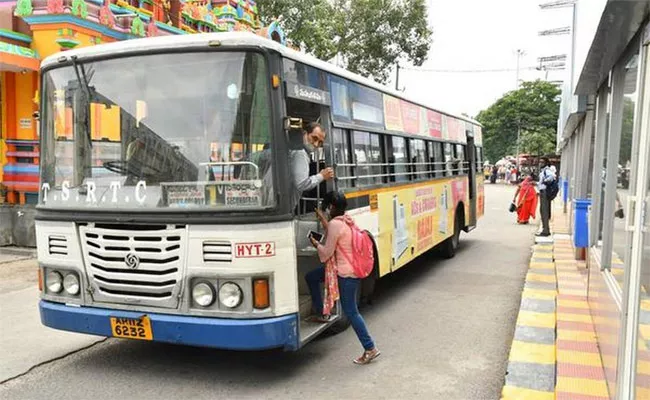 TSRTC City Bus Timings Changed Due To Curfew - Sakshi