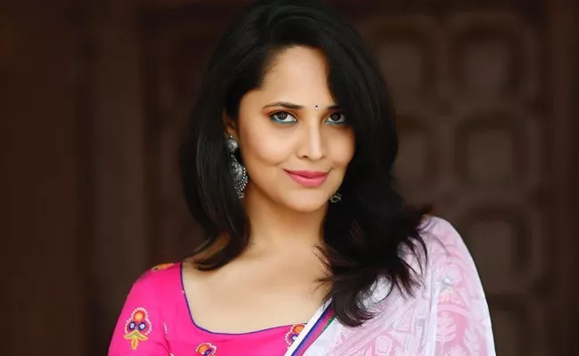 Anasuya Bharadwaj joins Allu Arjun Pushpa Movie - Sakshi