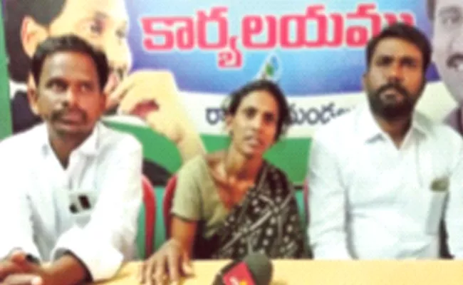 Asha Activist Anita Said She Suicide Attempt For Fear Of Losing Her Job - Sakshi