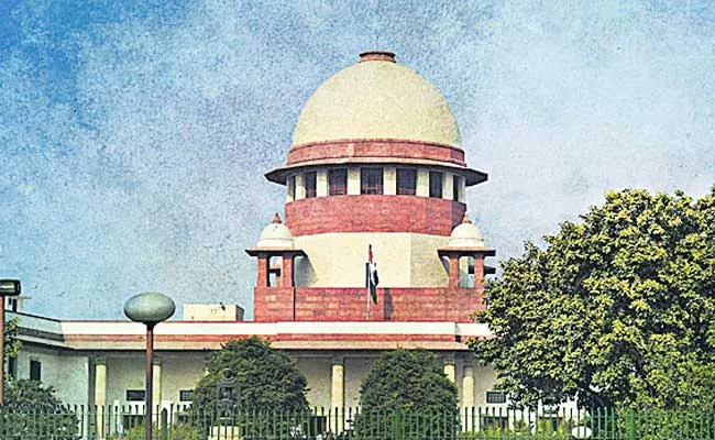 Supreme Court takes suo motu cognizance of COVID-19 issues - Sakshi