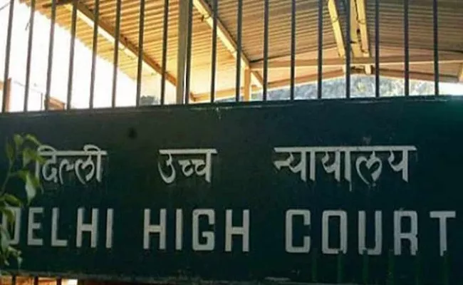 Delhi HC If Anyone Obstructs Oxygen Supply We Will Hang Him - Sakshi