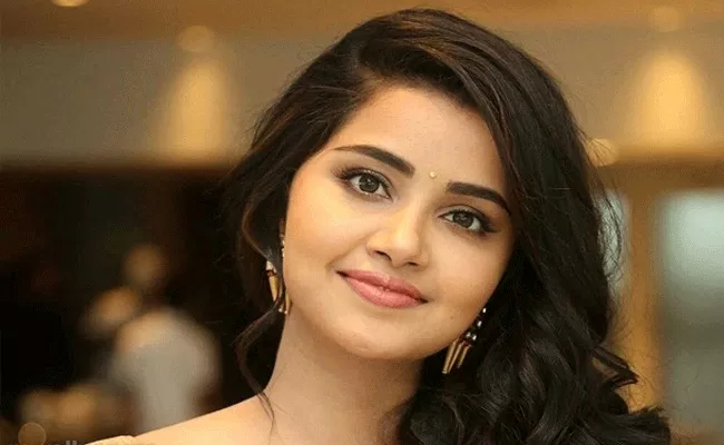 Anupama parameswaran Contributed CMDRF For Corona - Sakshi