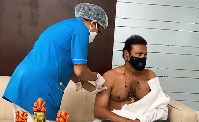 Manchu Mohan babu Completed Second Dose Corona Vaccine - Sakshi