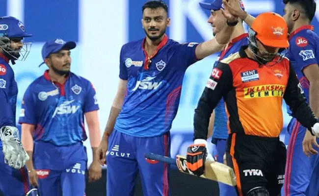 IPL 2021: Axar Patel Reveals How Convinced Rishabh Pant Bowl Super Over - Sakshi