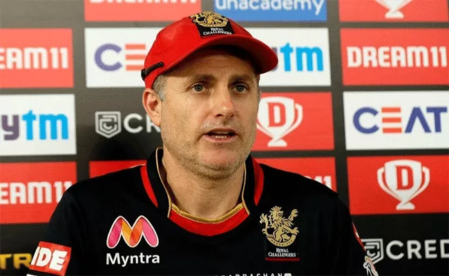 IPL 2021:Simon Katich Praises Kohli AB De Villiers Dont Want Coach Help - Sakshi