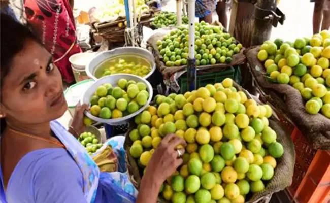 Telangana: Shocking Price Hike For Lemon In Market - Sakshi