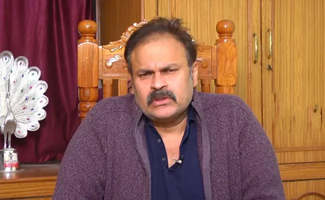 Nagababu Satirical Answer To Netizen In A Instagram Live Chat - Sakshi