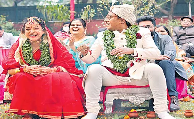 Delhi Couple Eco-friendly Wedding is Setting Green Goals - Sakshi