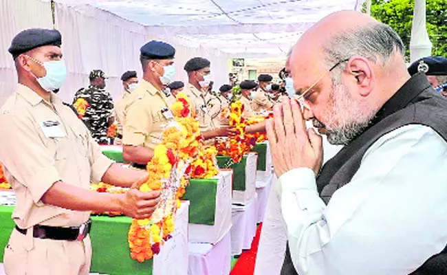 Union Home Minister Amit Shah Warned The Maoists - Sakshi