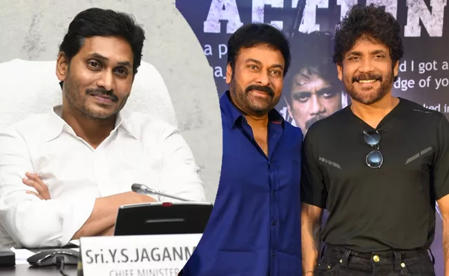 Hero Chiranjeevi Thanks CM YS Jagan Mohan Reddy Over Electric Charges Subsidy - Sakshi