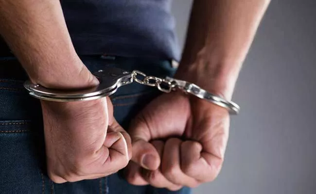 Thief Arrested In Chittoor District - Sakshi