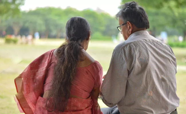 Old Couple To Get Married Soon Blessings Of Families Mysore - Sakshi