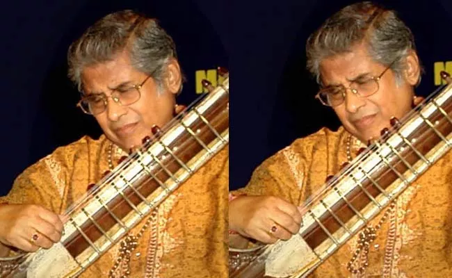 Sitar Maestro Pandit Devabrata Chaudhuri Dies Of Covid - Sakshi