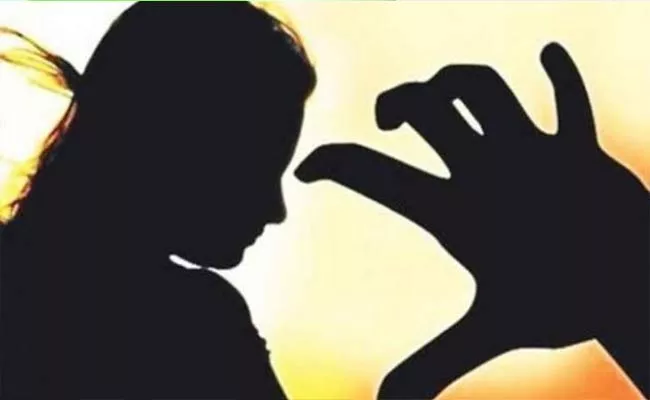 Minor Girl Molested By Man In Tamilnadu Same As Her Mother - Sakshi