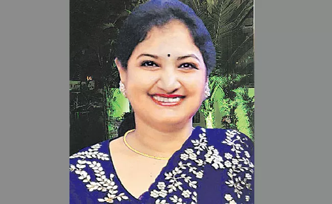 Swathi Associate Editor Manichandana passes away - Sakshi