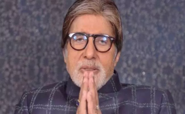 Amitabh Bachchan donates Rs 2 crore to Delhi gurdwara Covid care centre - Sakshi